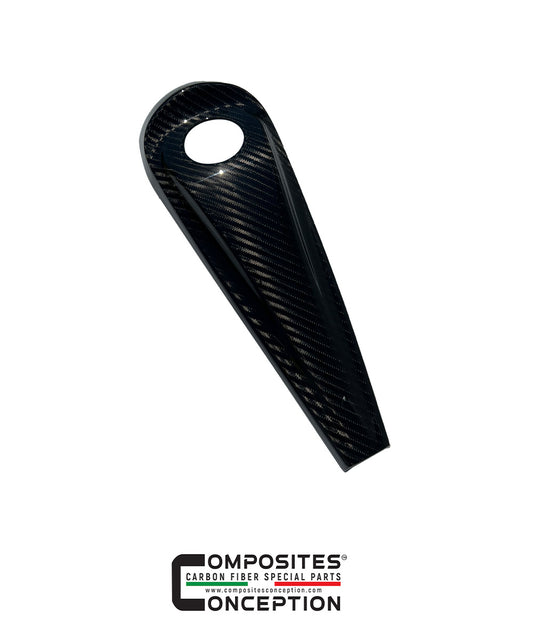 Art.Modena – Carbon Fiber Gas Tank Dash Cover